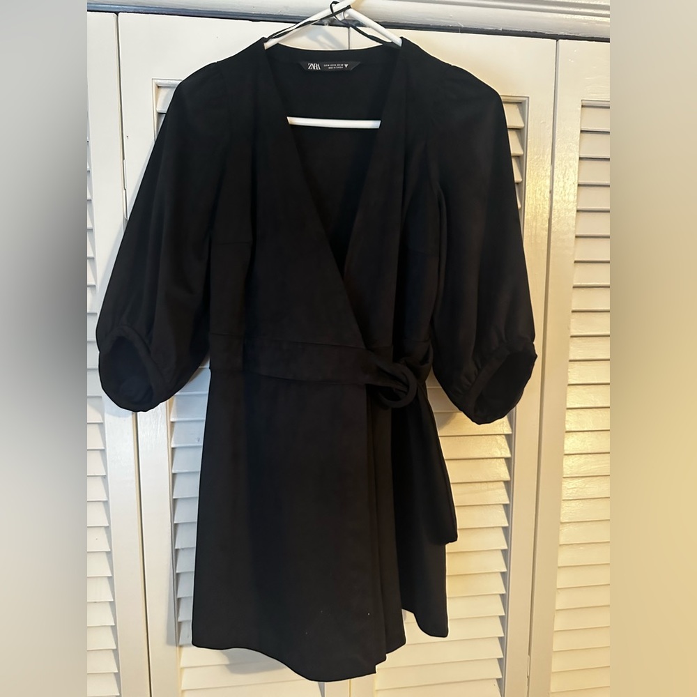 Zara medium black romper never worn